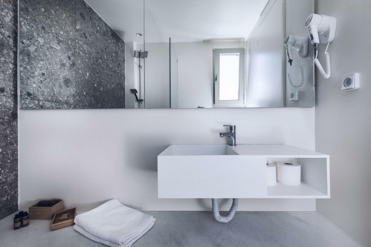 Paralos Lodging Szhinúsza Kültér fotó